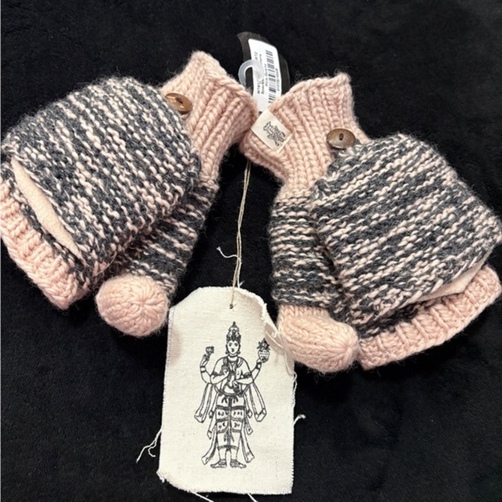 Women’s gloves